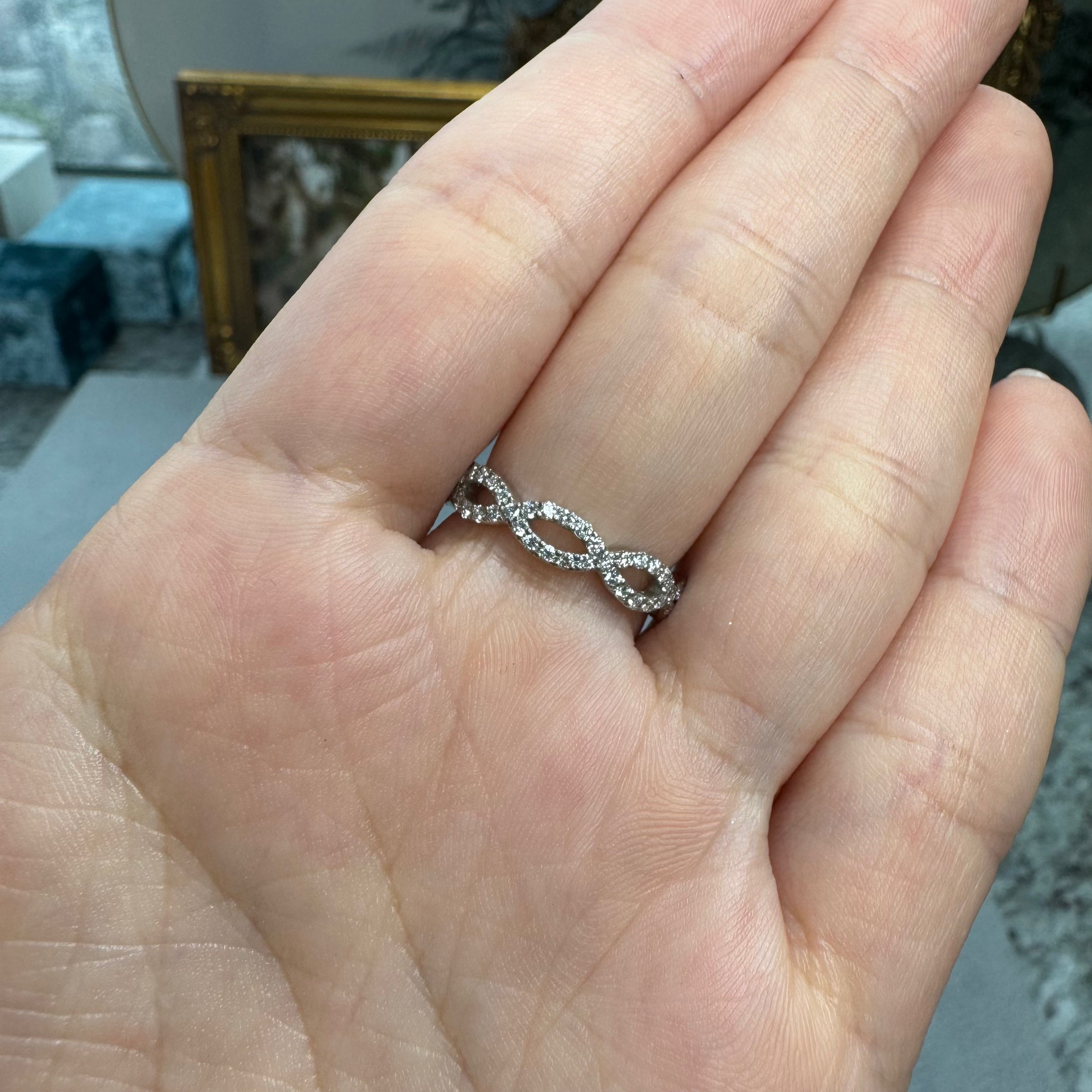 アポトラピッコロ］ ダイヤモンドフルエタニティリング | A Jewelry