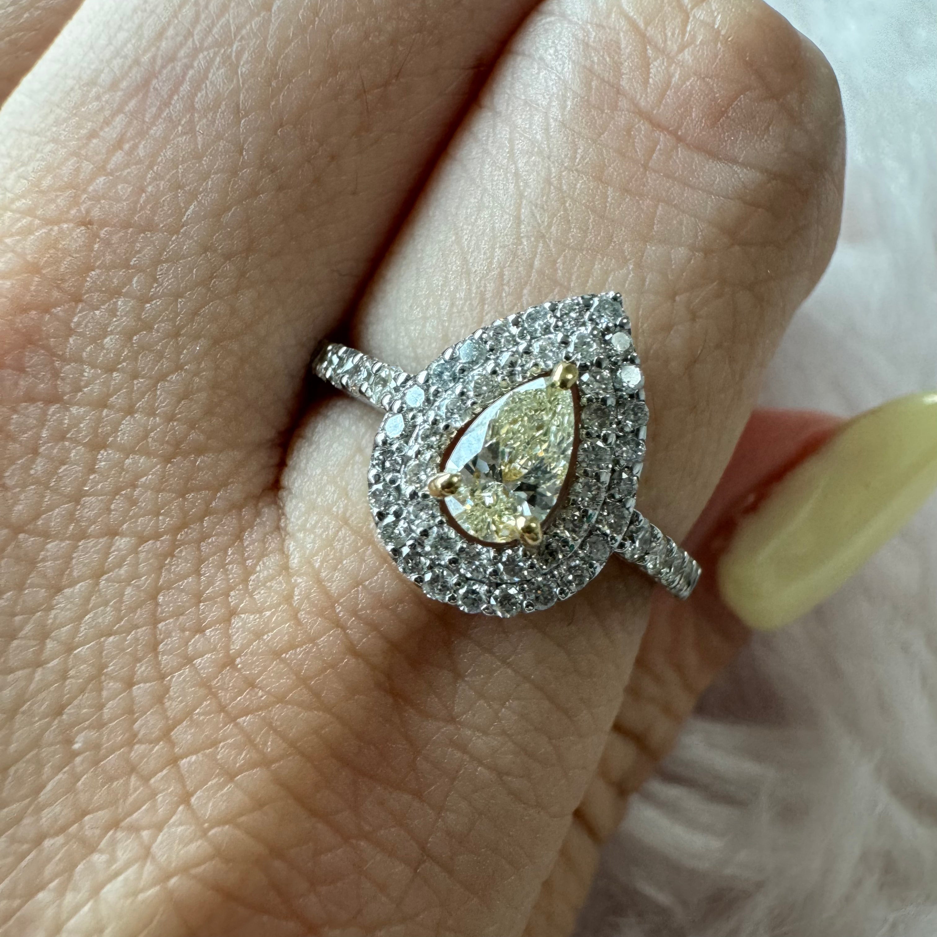 櫻井彩子さん　エメラルド　ピアス　ダイヤモンド　ヘイロー 櫻井彩子さん エメラルド ピアス ダイヤモンド ヘイロー 櫻井彩子さん