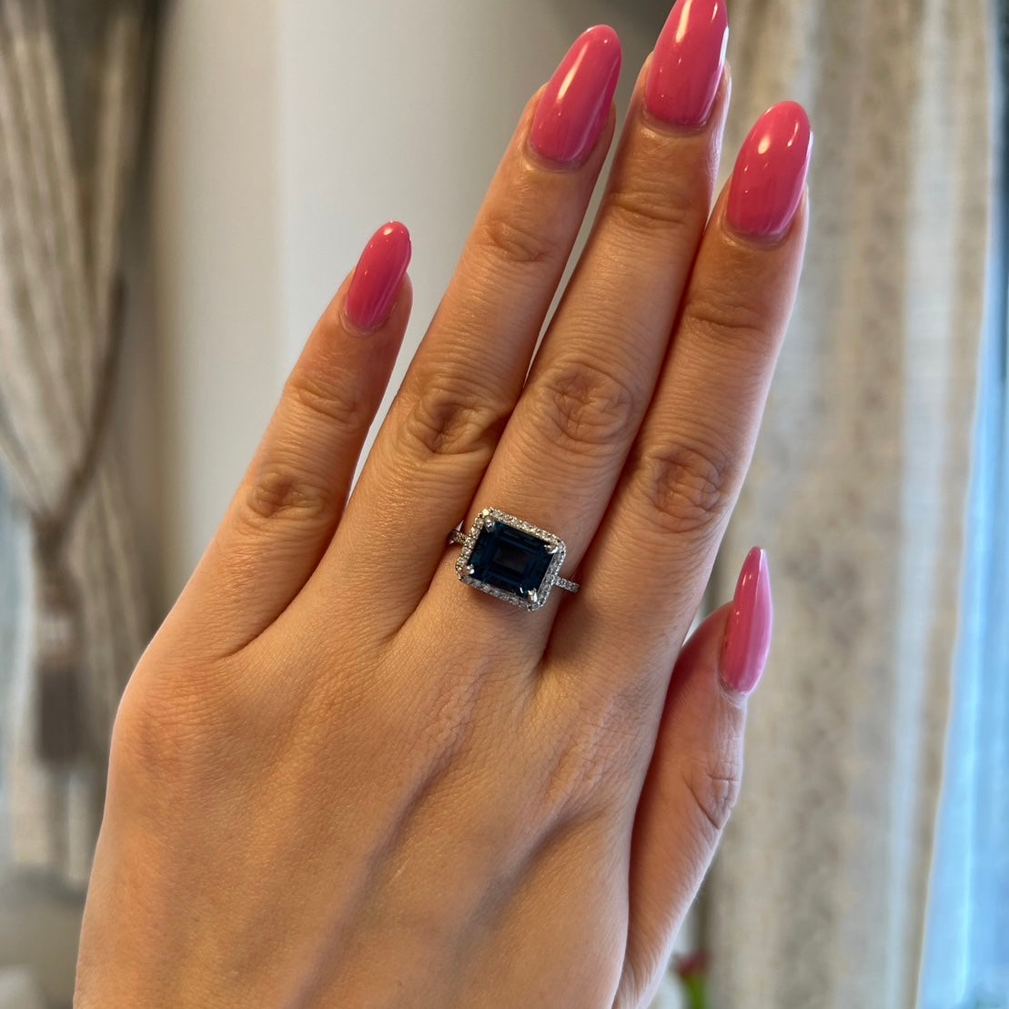 MADONNA｜A Jewelry Box 公式通販サイト