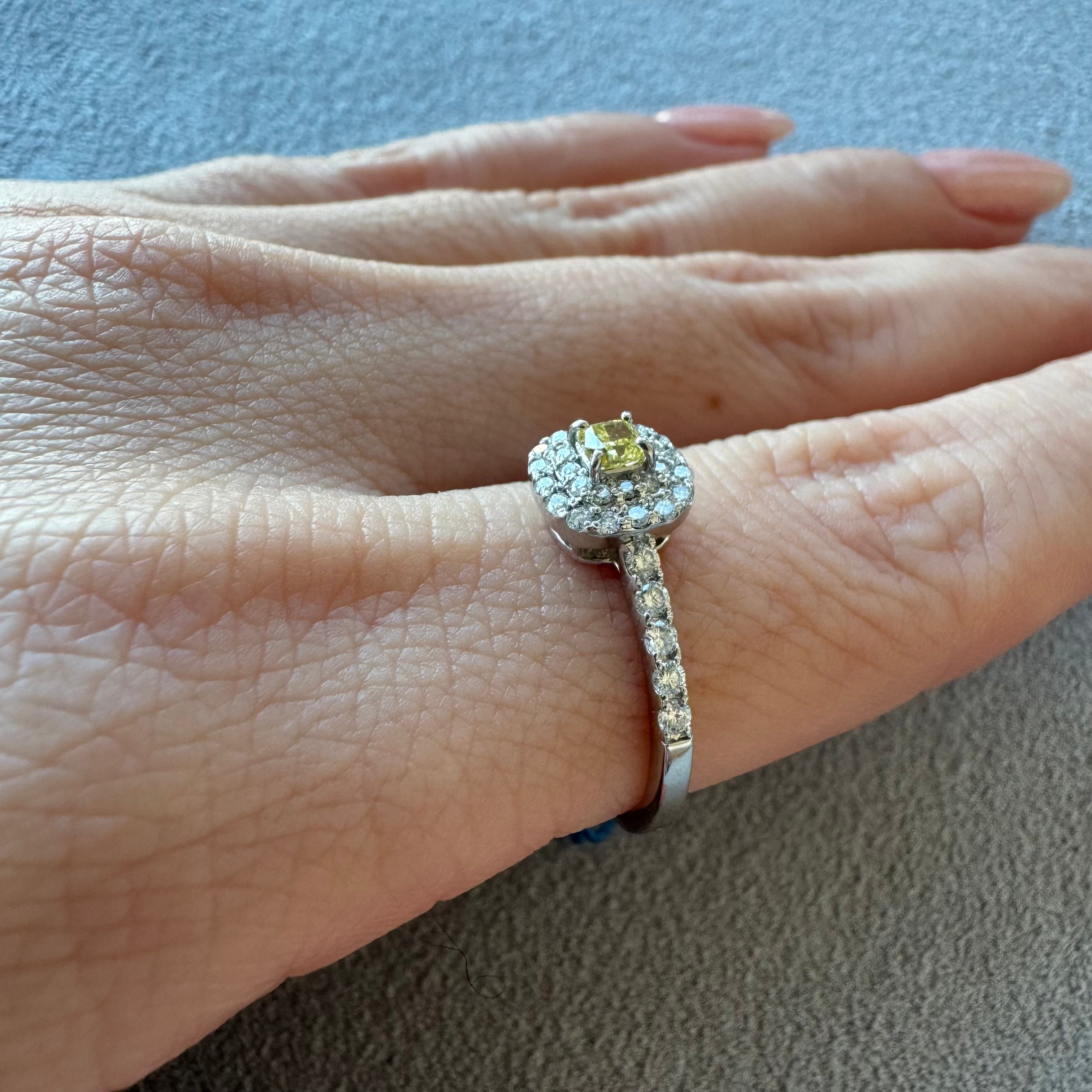 ［ジョーヌ］リング ファンシーインテンスイエローダイヤ SQ 0.13ct前後｜A Jewelry Box 公式通販サイト