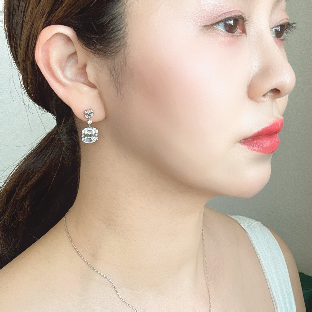 Aで販売終了　ひよこ女医さん揺れるピアス｜A Jewelry Box 公式通販サイト