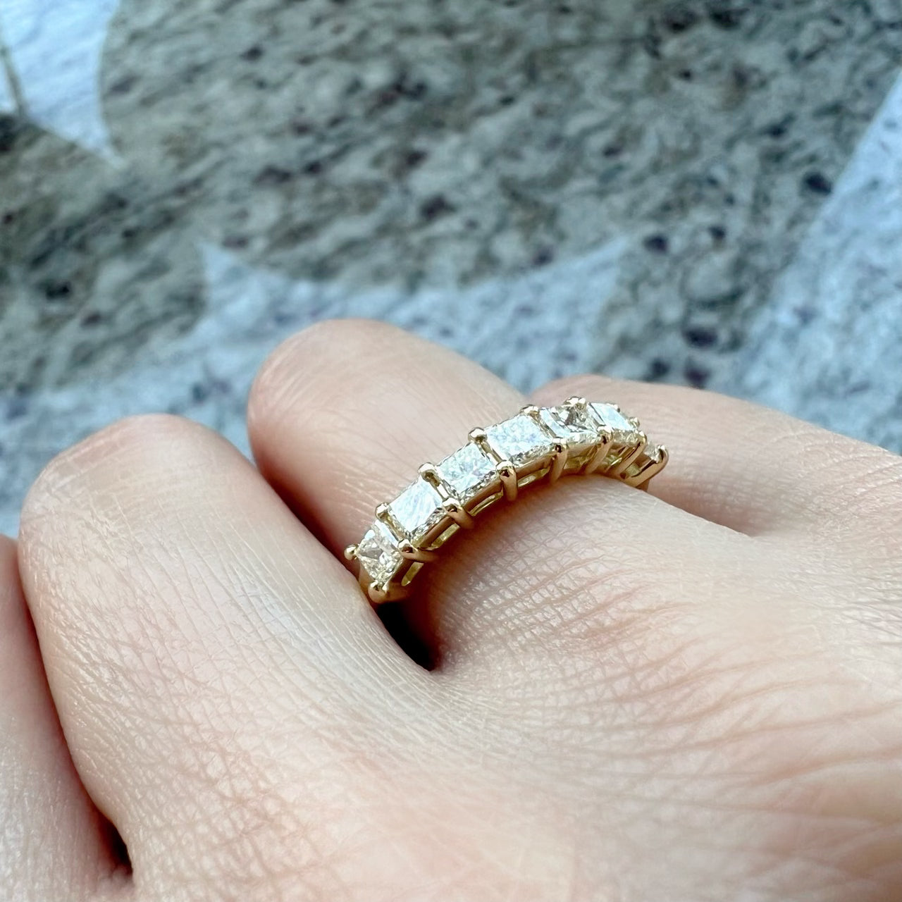 ハーフエタニティ｜A Jewelry Box 公式通販サイト