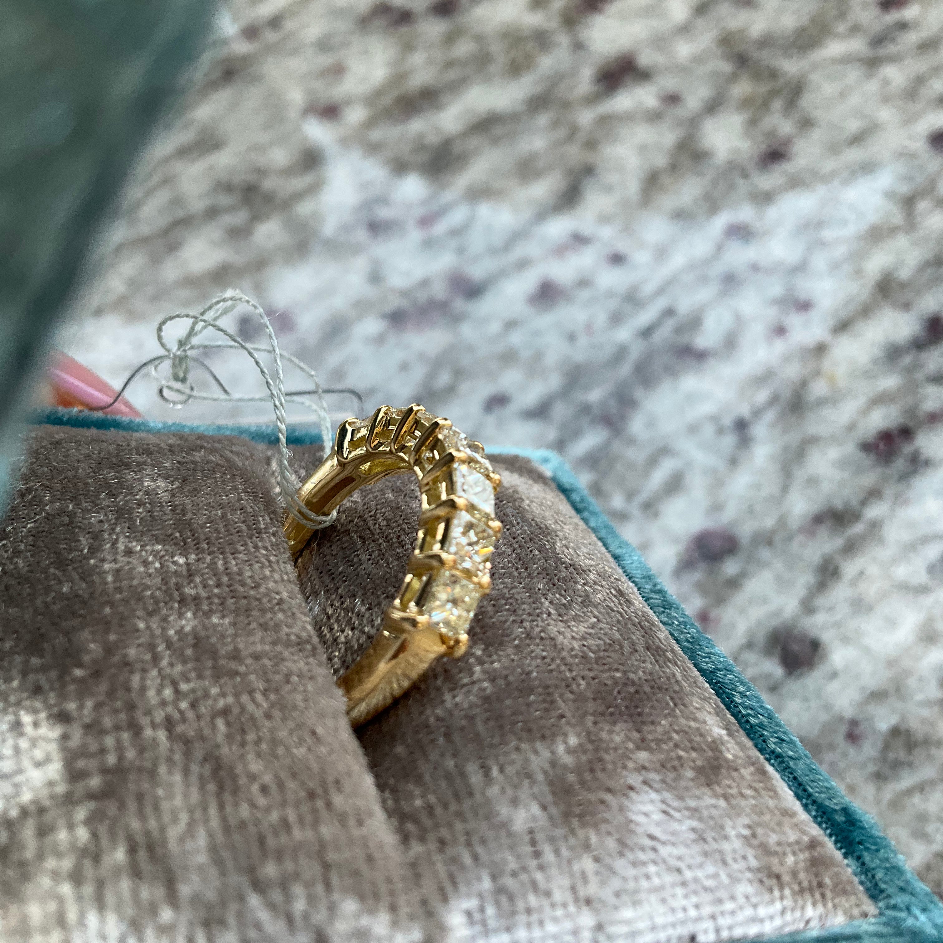 ハーフエタニティ｜A Jewelry Box 公式通販サイト