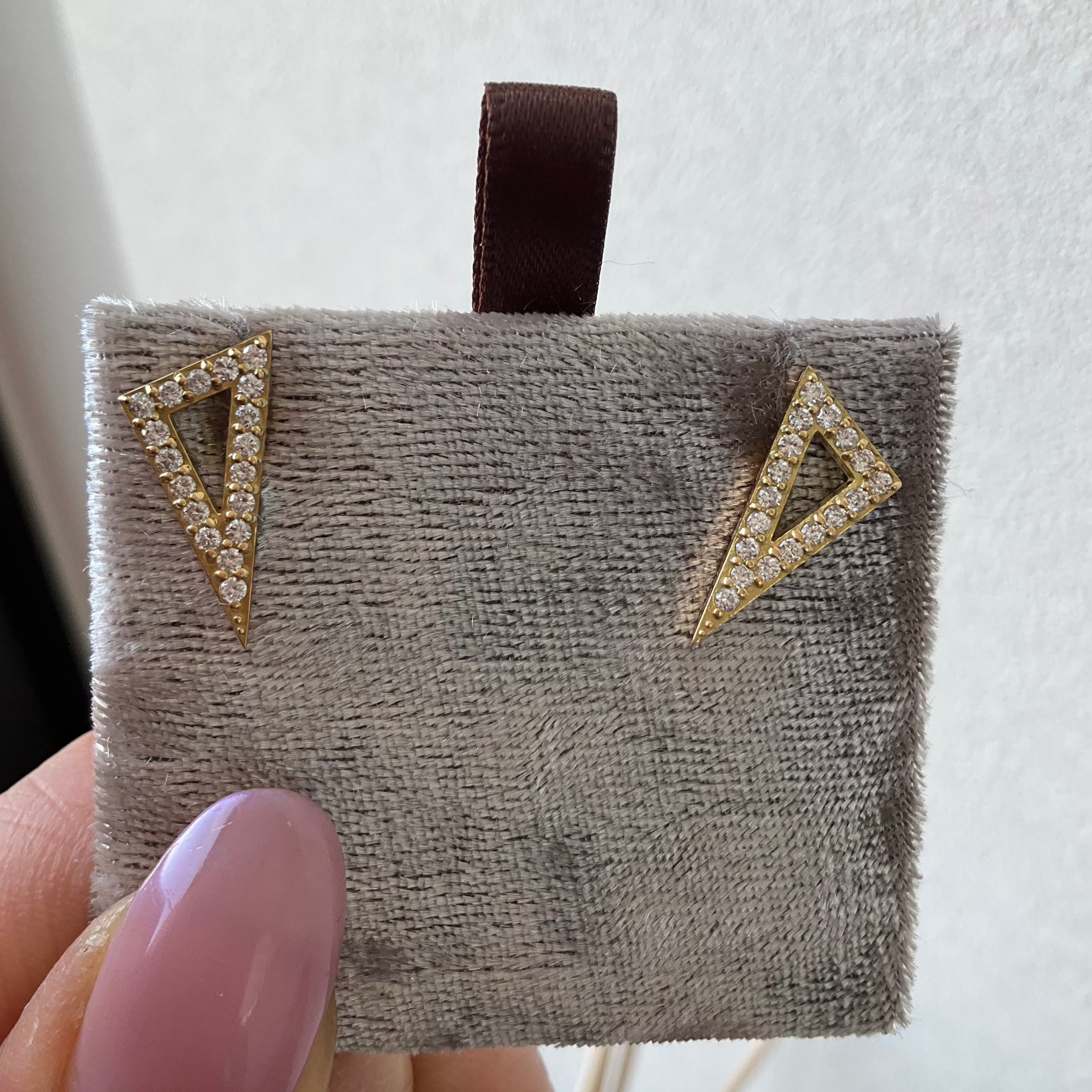 三角　ダイヤピアス D0.2ct×2前後｜A Jewelry Box 公式通販サイト