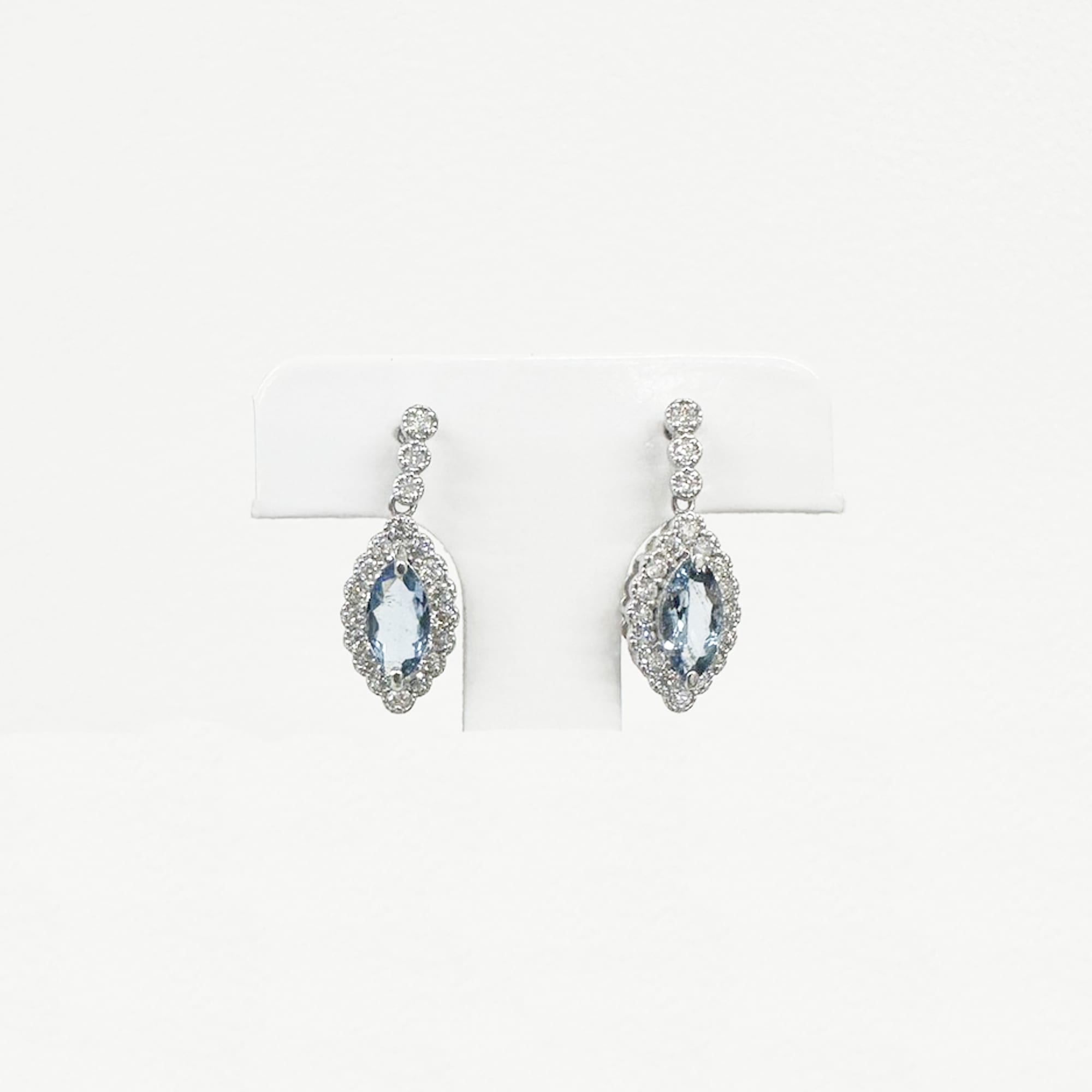 MQ　アクアマリン　揺れるピアス｜A Jewelry Box 公式通販サイト