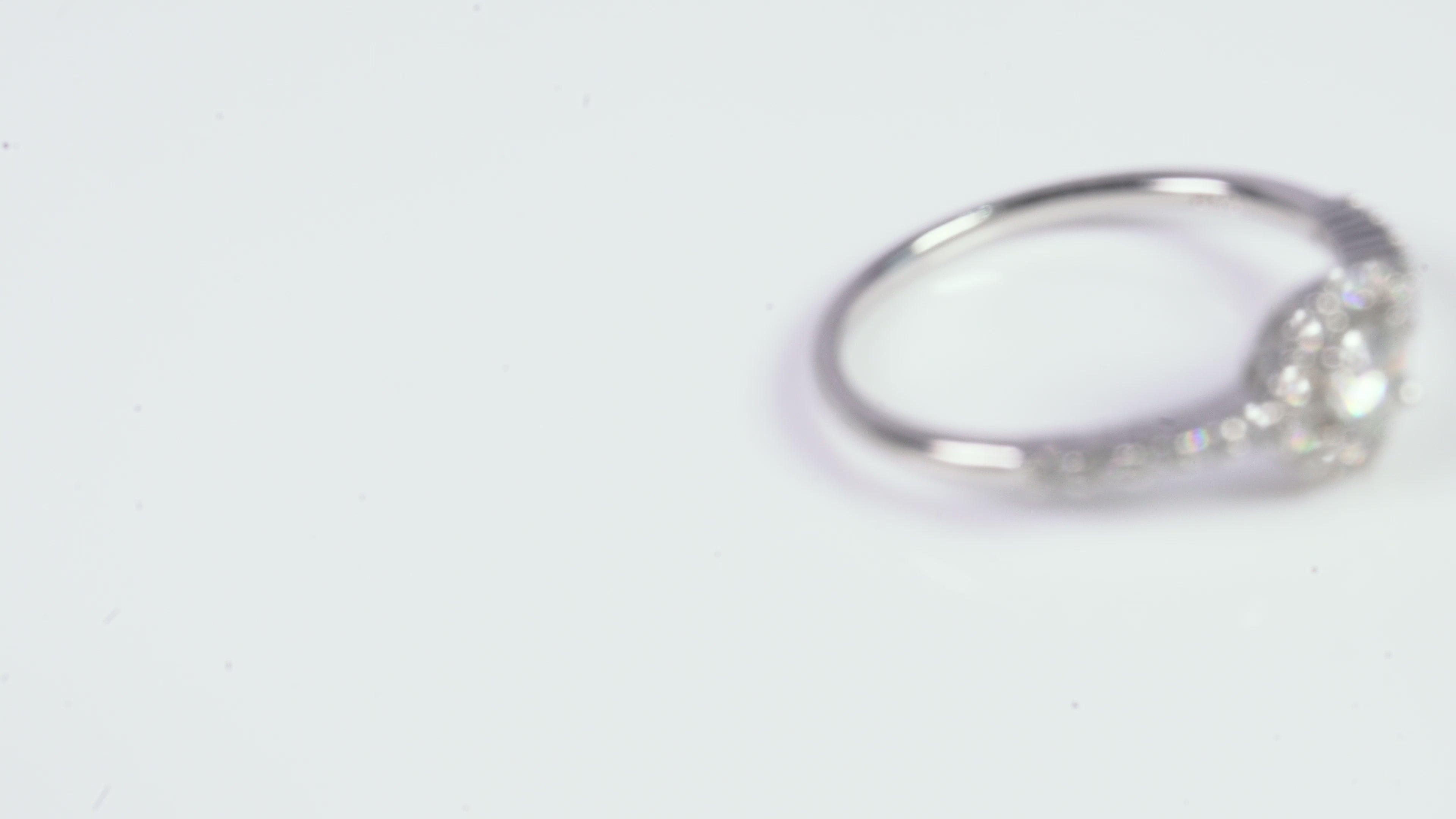 ROダイヤ取巻きリング CGL付｜A Jewelry Box 公式通販サイト
