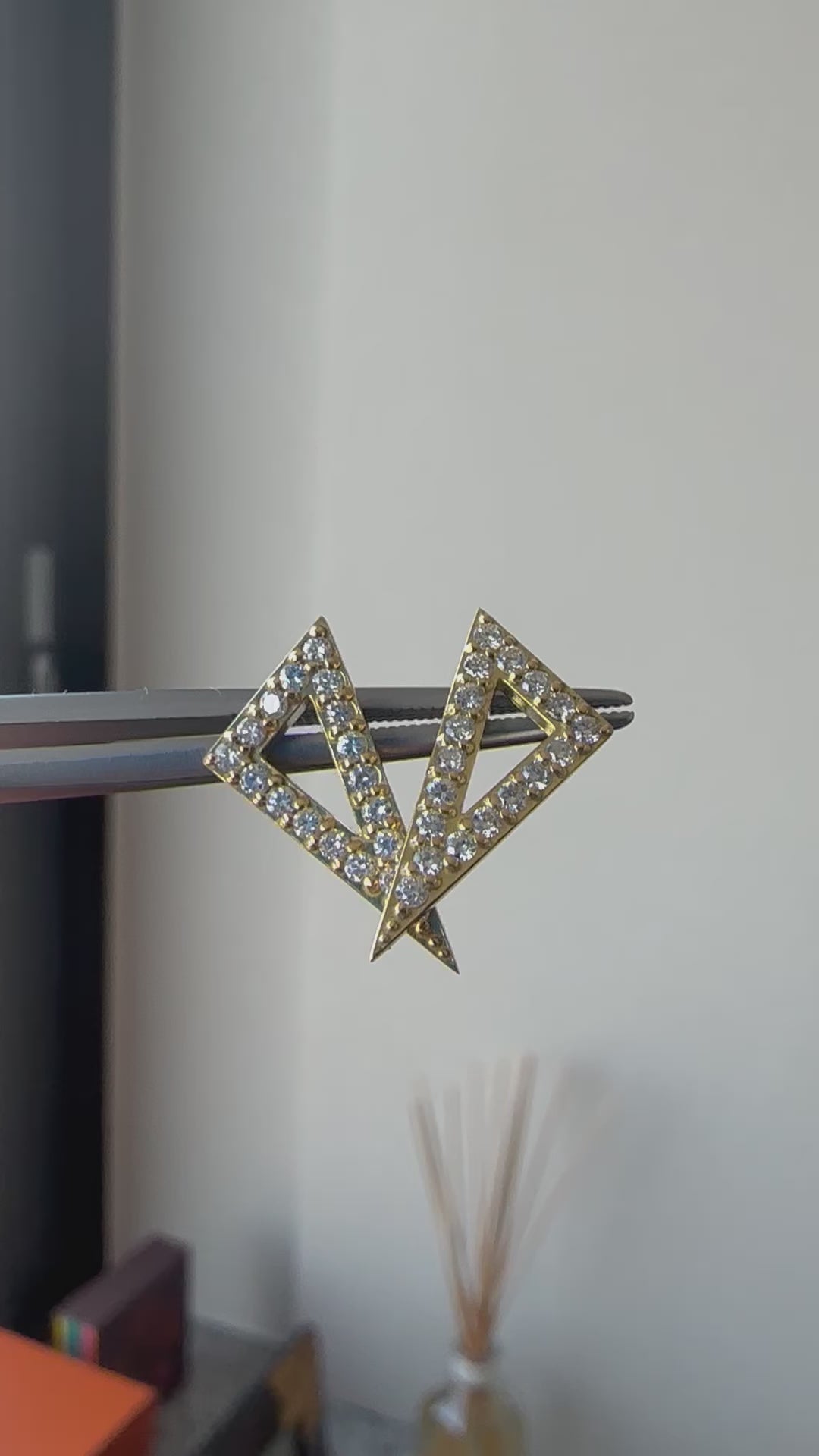 三角　ダイヤピアス D0.2ct×2前後｜A Jewelry Box 公式通販サイト
