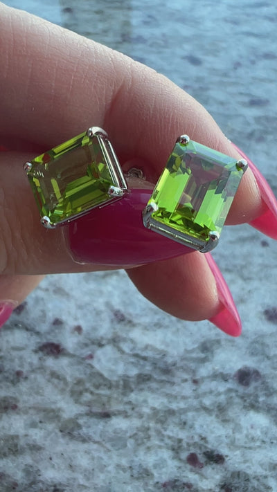 【フロリナ】ピアス ペリドット2ct前後×2 SQ｜A Jewelry Box 公式通販サイト
