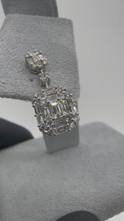 Aで販売終了　ひよこ女医さん揺れるピアス｜A Jewelry Box 公式通販サイト