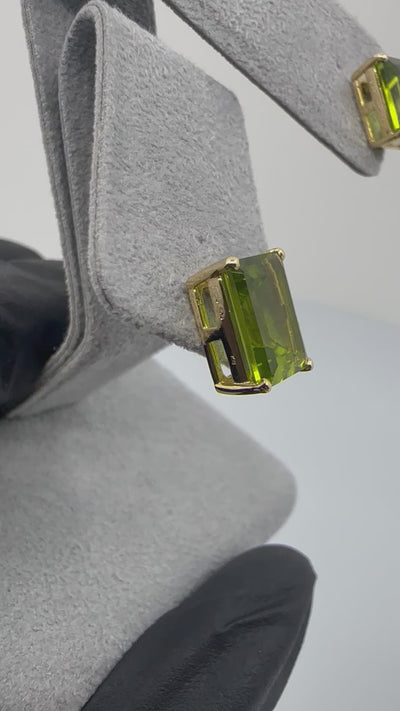 【フロリナ】ピアス ペリドット2ct前後×2 SQ｜A Jewelry Box 公式通販サイト
