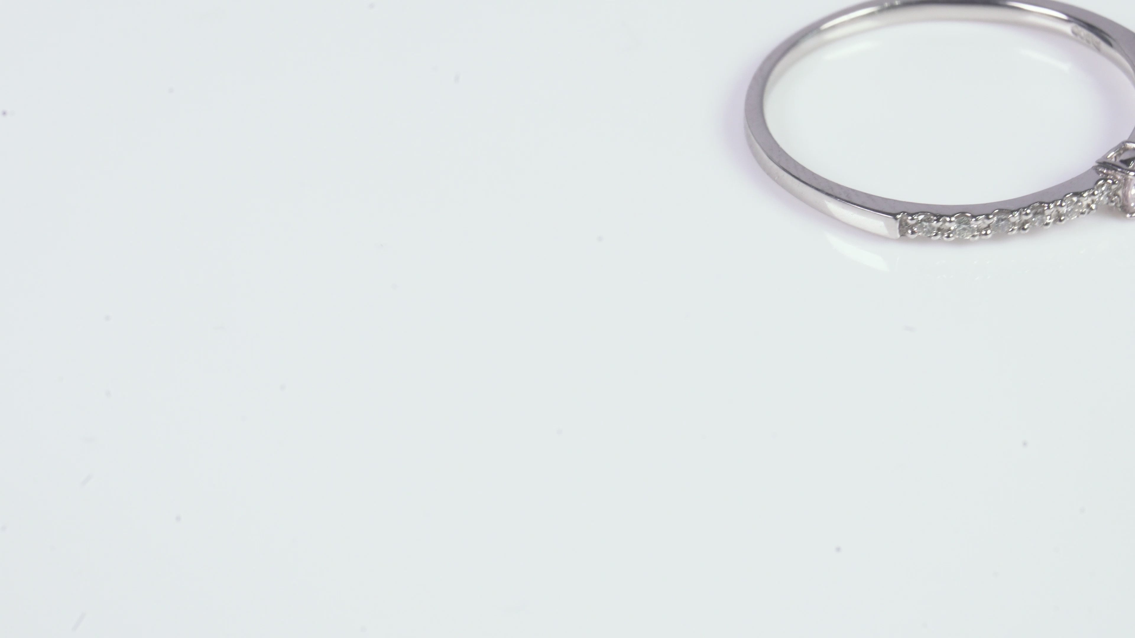 華奢ダイヤリング｜A Jewelry Box 公式通販サイト