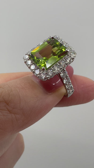 【チュチュの音色】リング ペリドット 中石3ct前後 SQ｜A Jewelry Box 公式通販サイト