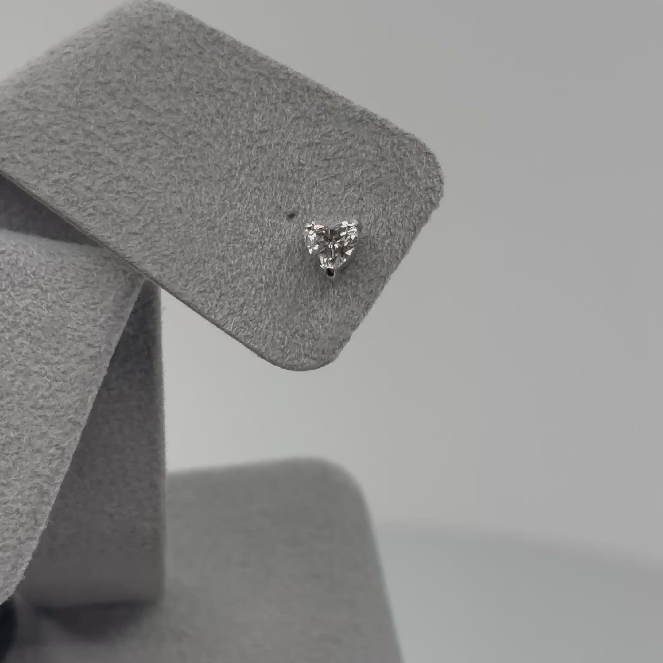 レスピール］ ダイヤモンドスタッドピアス | A Jewelry Box公式サイト