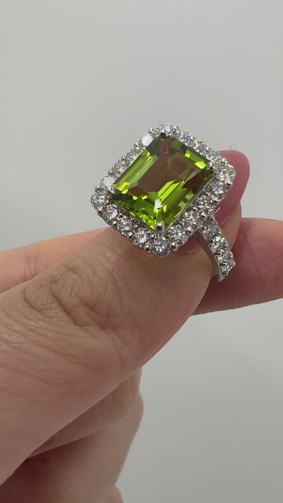 【チュチュの音色】リング ペリドット 中石3ct前後 SQ｜A Jewelry Box 公式通販サイト